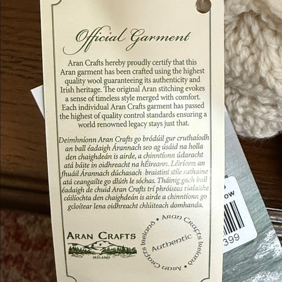 Aran Crafts Ireland patchwork Cable Knit 100% Merino Wool Throw. Natural color. - Picture 10 of 16